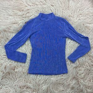 Women’s XS Vintage Turtleneck